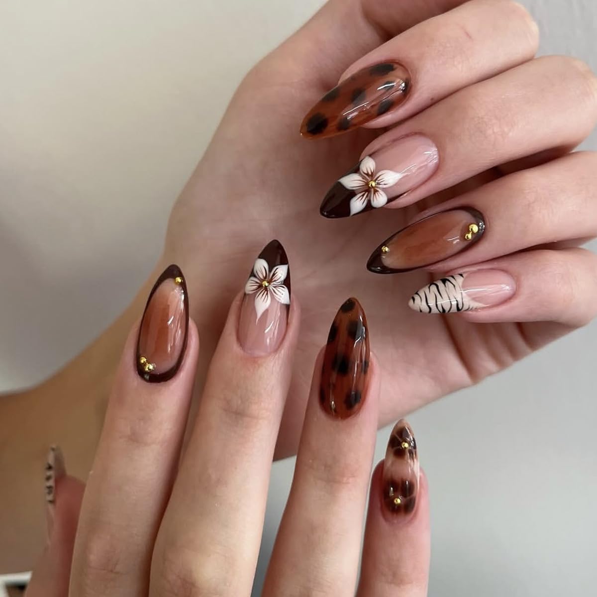 Tortoise Bloom Nails | Brown Floral Press-On Nails with 3D Accents
